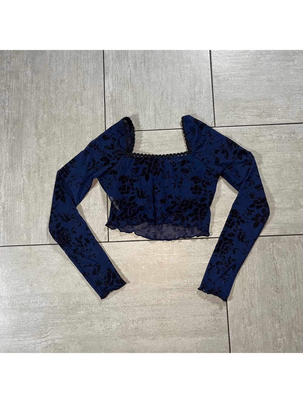 Navy Blue Floral Mesh Crop Top Long Sleeve